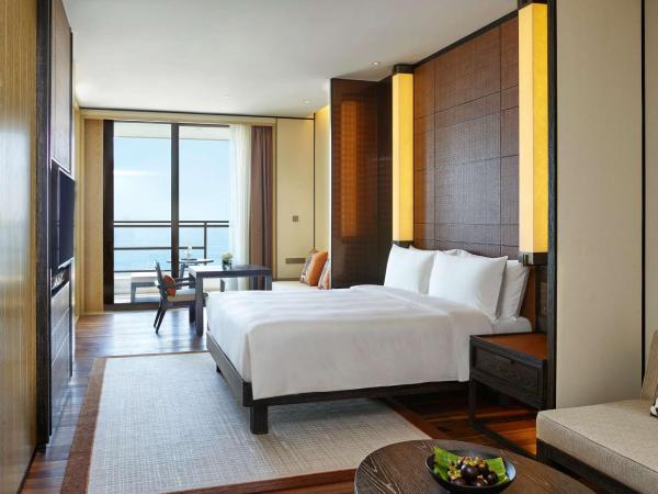 Grand Hyatt Sanya Haitang Bay Resort and Spa : photo 4 de la chambre chambre lit king-size deluxe - vue sur océan