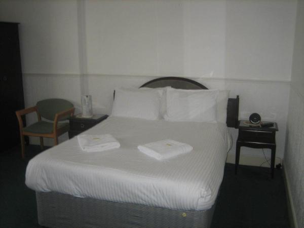 Murrayfield Park Guest House : photo 4 de la chambre chambre double standard avec salle de bains commune