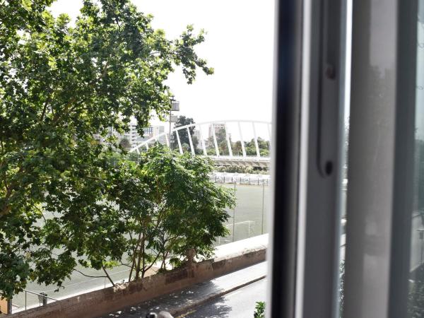 VALENCIA SUITS YOU Centro Histórico, Establecimiento Automatizado-Fast Auto Check in&Out, Solo para Adultos-Adults only : photo 5 de la chambre petite chambre double avec salle de bains privative extérieure