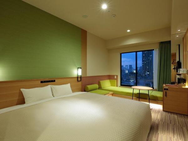 Candeo Hotels Osaka Namba : photo 1 de la chambre chambre lit king-size avec canapé-lit - Étage supérieur - non-fumeurs