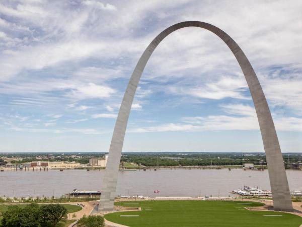 Hyatt Regency Saint Louis at The Arch : photo 4 de la chambre chambre lit king-size deluxe avec vue