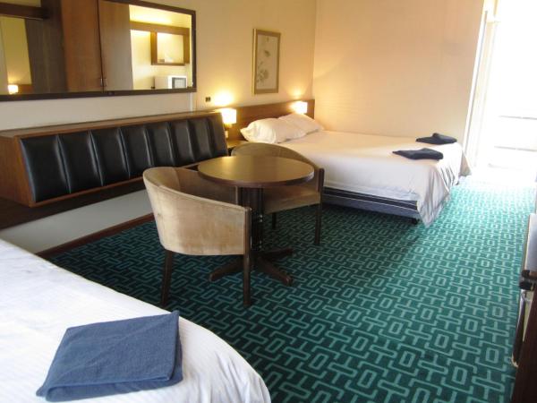 Canberra Lyneham Motor Inn : photo 1 de la chambre chambre double ou lits jumeaux standard
