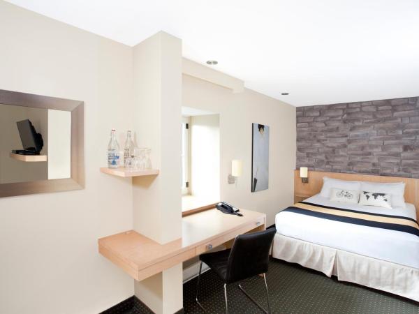 Hotel du Vieux Quebec : photo 2 de la chambre chambre supérieure avec 2 lits queen-size