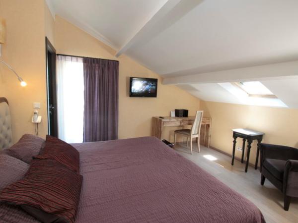 Mas des Carassins : photo 4 de la chambre chambre double supérieure