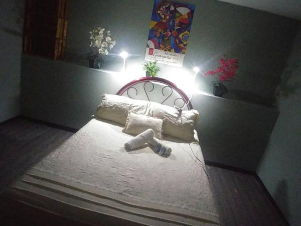 Hierba De Conejo Hostel : photo 1 de la chambre chambre double avec salle de bains commune