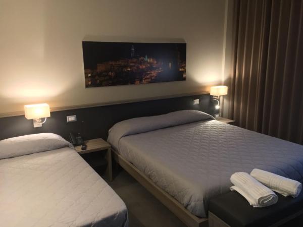 La Sosta Motel Tavola Calda : photo 3 de la chambre chambre triple deluxe