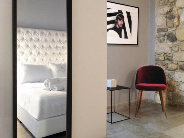 CinqueSuites Ortigia : photo 8 de la chambre suite de luxe avec baignoire spa chauffée