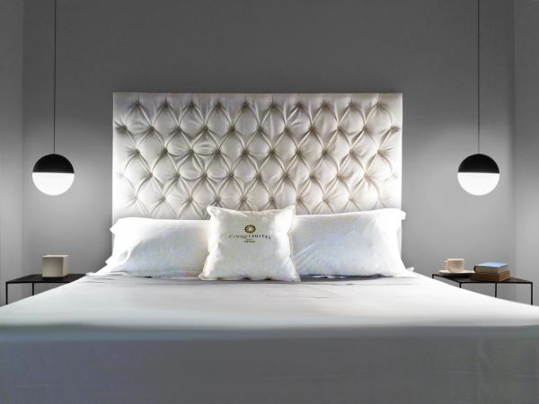 CinqueSuites Ortigia : photo 3 de la chambre suite de luxe avec baignoire spa chauffée