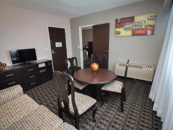 CHN Hotel Monterrey Norte, Trademark Collection by Wyndham : photo 2 de la chambre suite junior lit king-size - non-fumeurs