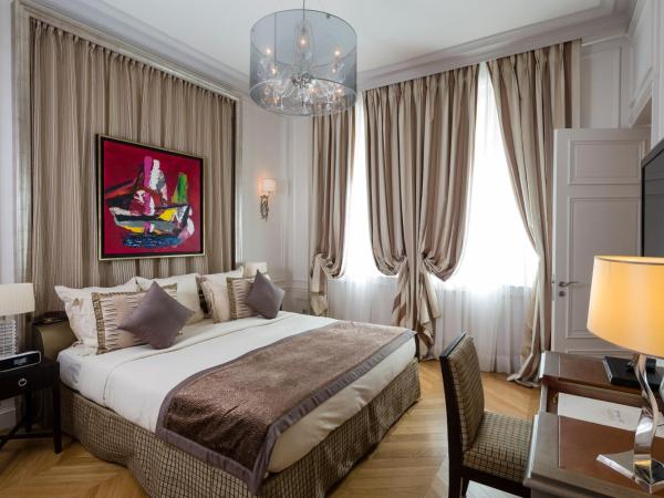 Majestic Hotel Spa - Champs Elysées : photo 3 de la chambre grande chambre deluxe