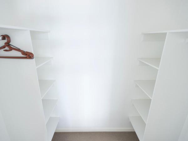 Eastwood Apartments : photo 5 de la chambre appartement 2 chambres et 1 salle de bains