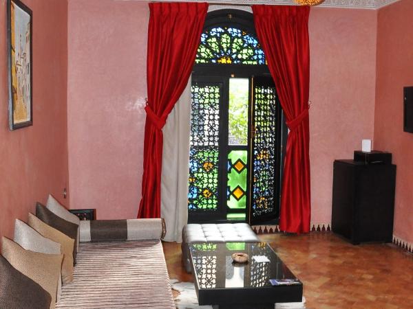 Palais Ommeyad Suites & Spa : photo 9 de la chambre suite senior avec bain à remous