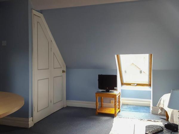 Sandfield Guest House : photo 5 de la chambre chambre simple avec salle de bains privative