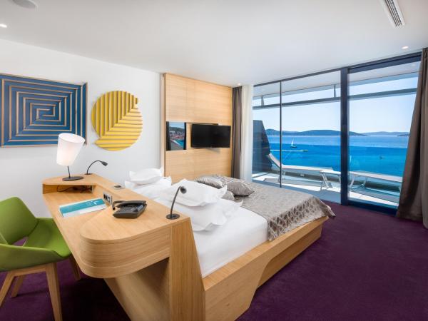 Hotel Olympia Sky : photo 1 de la chambre premium suite with terrace and sea view