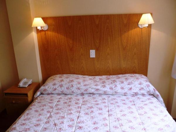 Juramento de Lealtad Townhouse Hotel : photo 4 de la chambre chambre double