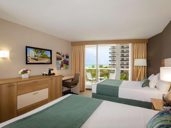 Best Western Plus Atlantic Beach Resort : photo 4 de la chambre chambre double avec 2 lits doubles - vue partielle sur l'océan