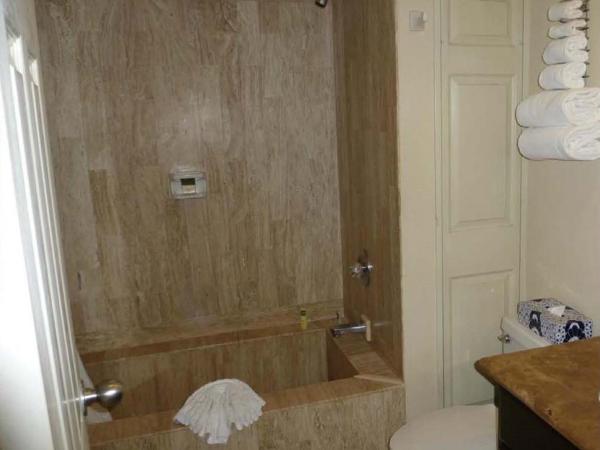 Suites at VDP Cabo San Lucas Beach Resort and Spa : photo 5 de la chambre suite junior avec balcon