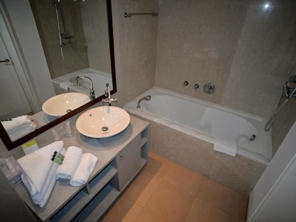 Auberge De La Calanque : photo 10 de la chambre appartement (5 adultes)