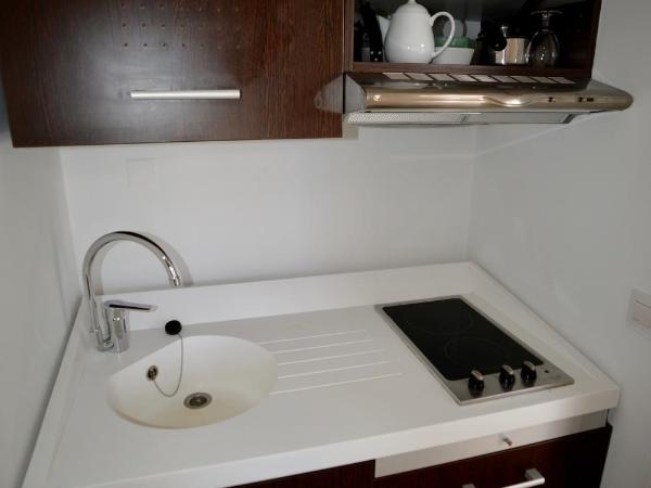 Auberge De La Calanque : photo 6 de la chambre appartement (4 adultes)