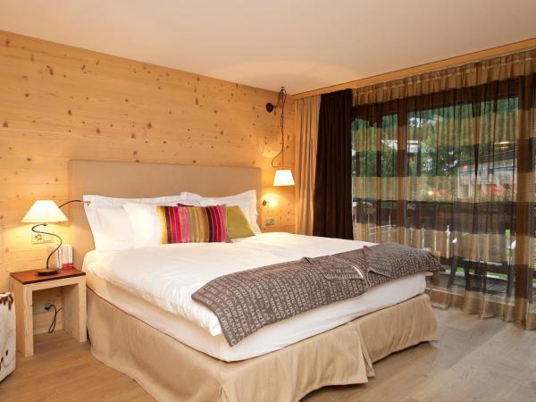 Matterhorn Lodge Boutique Hotel & Apartments : photo 3 de la chambre chambre double chalet - vue sur cervin