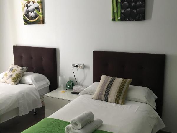 Pensión Residencia Fonseca : photo 7 de la chambre chambre lits jumeaux standard