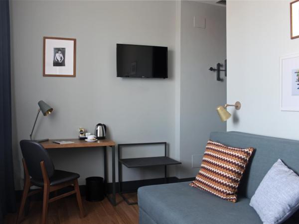 c-hotels Joy : photo 4 de la chambre suite junior