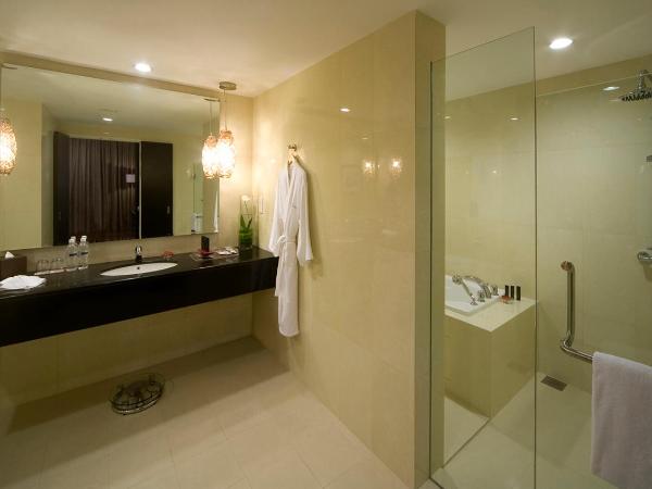 Pullman Kuching : photo 1 de la chambre chambre lits jumeaux supérieure