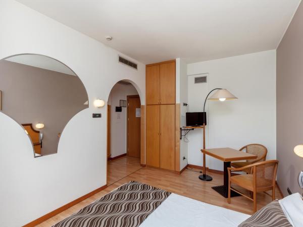 Hotel Tevere Perugia : photo 6 de la chambre chambre double ou lits jumeaux
