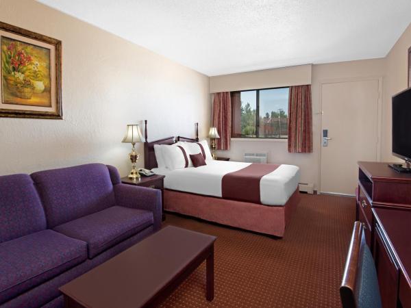 Howard Johnson by Wyndham Red Deer : photo 1 de la chambre chambre lit queen-size deluxe - non-fumeurs