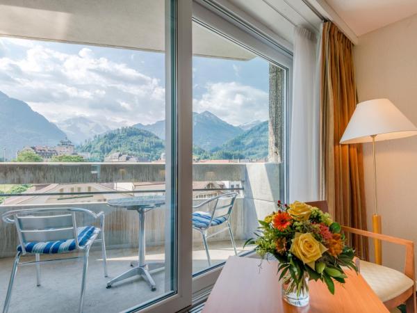 Metropole Swiss Quality Hotel : photo 4 de la chambre chambre double standard avec lit queen-size