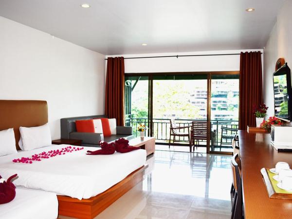 Phi Phi Arboreal Resort : photo 8 de la chambre chambre familiale avec vue sur l'océan