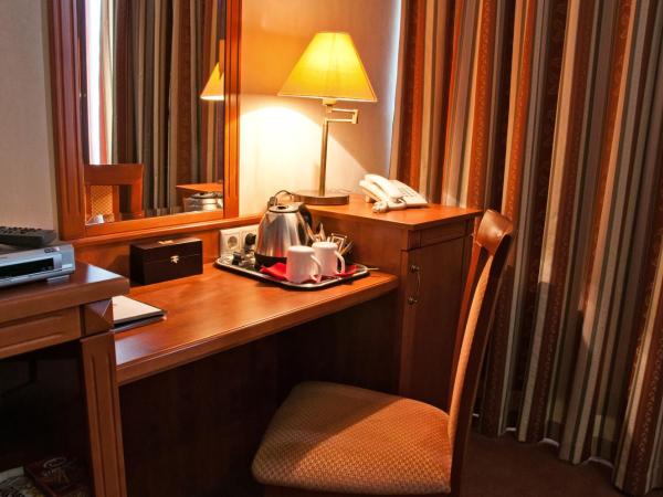 Hotel Central : photo 3 de la chambre chambre double ou lits jumeaux