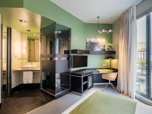 Room Mate Alicia : photo 7 de la chambre chambre double extérieure