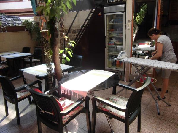 Sultan Pension : photo 3 de la chambre chambre double ou lits jumeaux standard