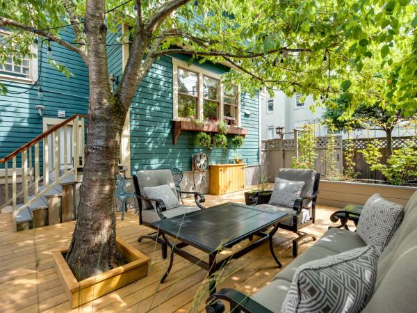 O Canada House Bed & Breakfast : photo 1 de la chambre chambre attribuée à l'arrivée