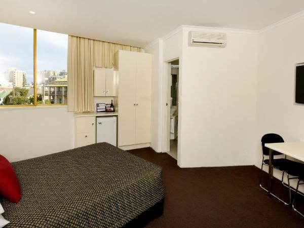 Atlantic Tower Motor Inn : photo 4 de la chambre chambre double deluxe