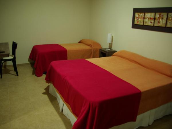 Hotel Urbana : photo 4 de la chambre chambre triple