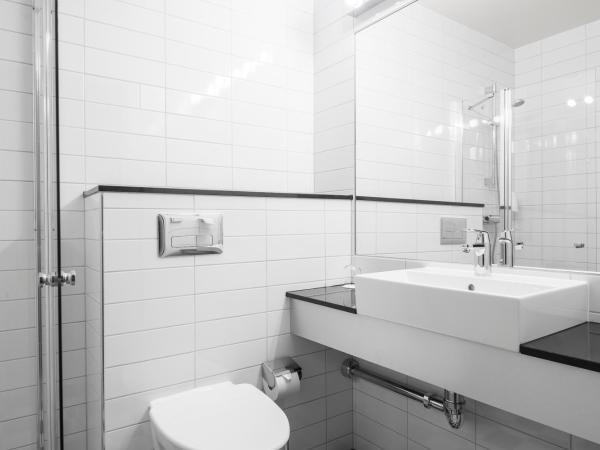 Quality Hotel Ekoxen : photo 4 de la chambre chambre double ou lits jumeaux standard