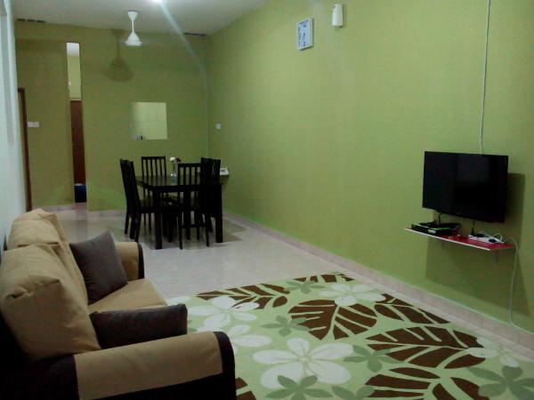 Jati Indah Homestay : photo 1 de la chambre maison 3 chambres