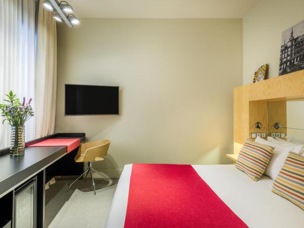 Room Mate Alicia : photo 5 de la chambre chambre double basique