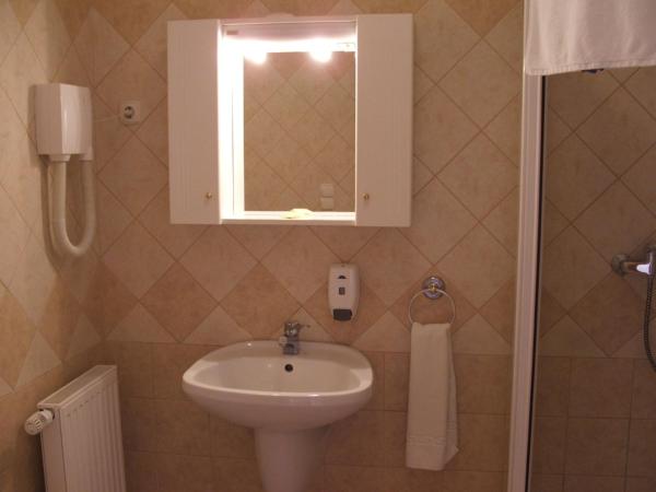 Korona Panzió : photo 5 de la chambre chambre double ou lits jumeaux