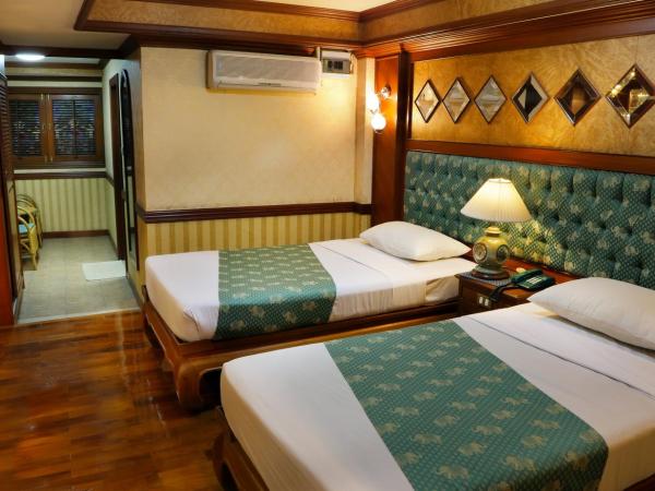 Highway Hotel : photo 7 de la chambre chambre double ou lits jumeaux de luxe