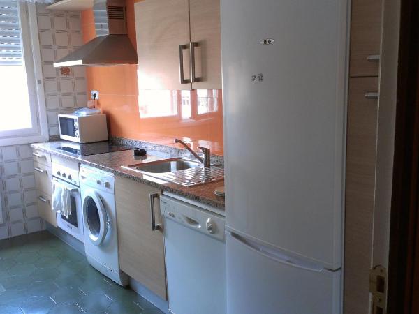 Alojamientos Iruña : photo 5 de la chambre chambre lits jumeaux avec salle de bains privative