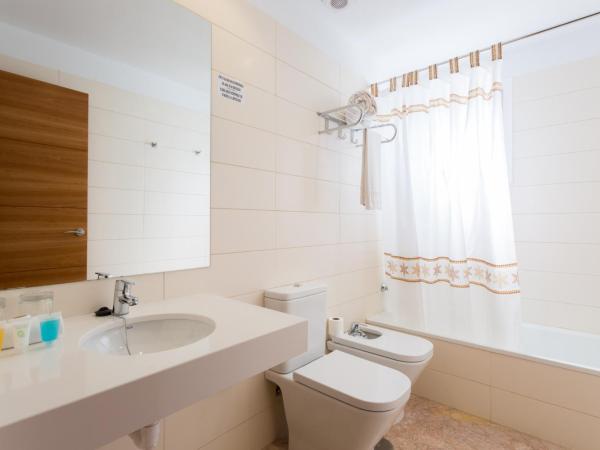 Hotel Riad Arruzafa : photo 9 de la chambre chambre lits jumeaux avec parking