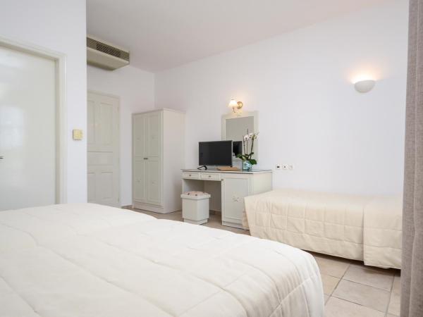 Astir Of Naxos : photo 3 de la chambre chambre triple standard