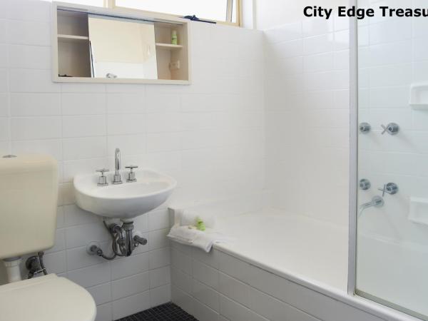 City Edge East Melbourne Apartment Hotel : photo 7 de la chambre studio familial - trésor