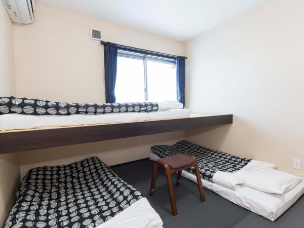 Fujitaya BnB : photo 4 de la chambre chambre triple Économique avec salle de bains commune