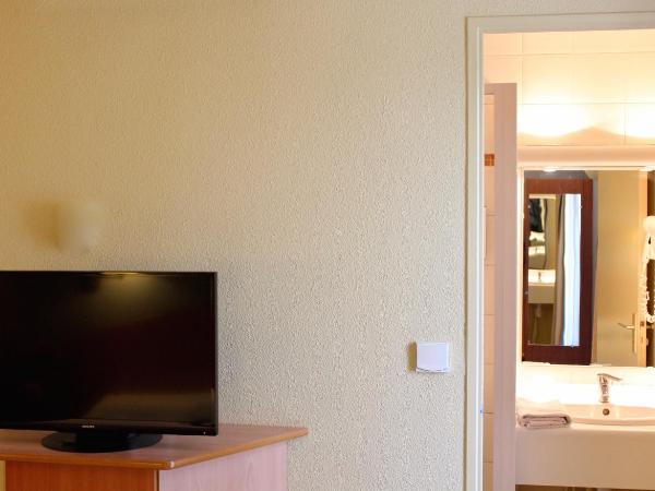 Kyriad Bourges Sud : photo 5 de la chambre chambre double