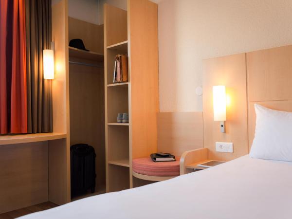ibis Grenoble Gare : photo 5 de la chambre chambre double standard