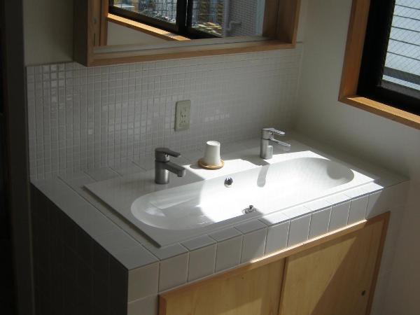 Guesthouse Hyakumanben Cross : photo 8 de la chambre chambre triple Économique avec salle de bains commune